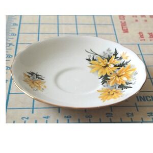 Royal Vale Bone China Tea Saucer Yellow Floral Gold Gilt England‎ Ridgway B 07 9